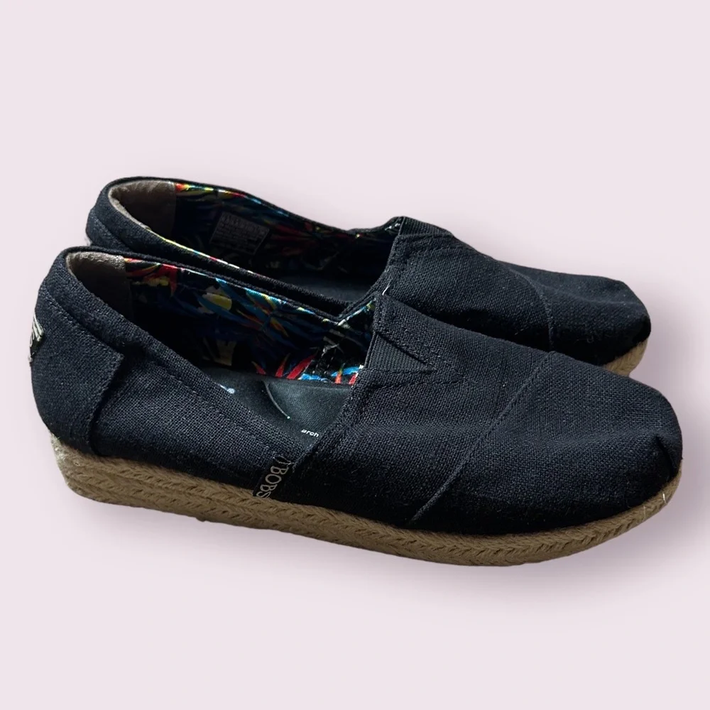 Bobs By Skechers Black Espadrille Women's Slip On Wedge Shoes Sz 8.5 Memory Foam